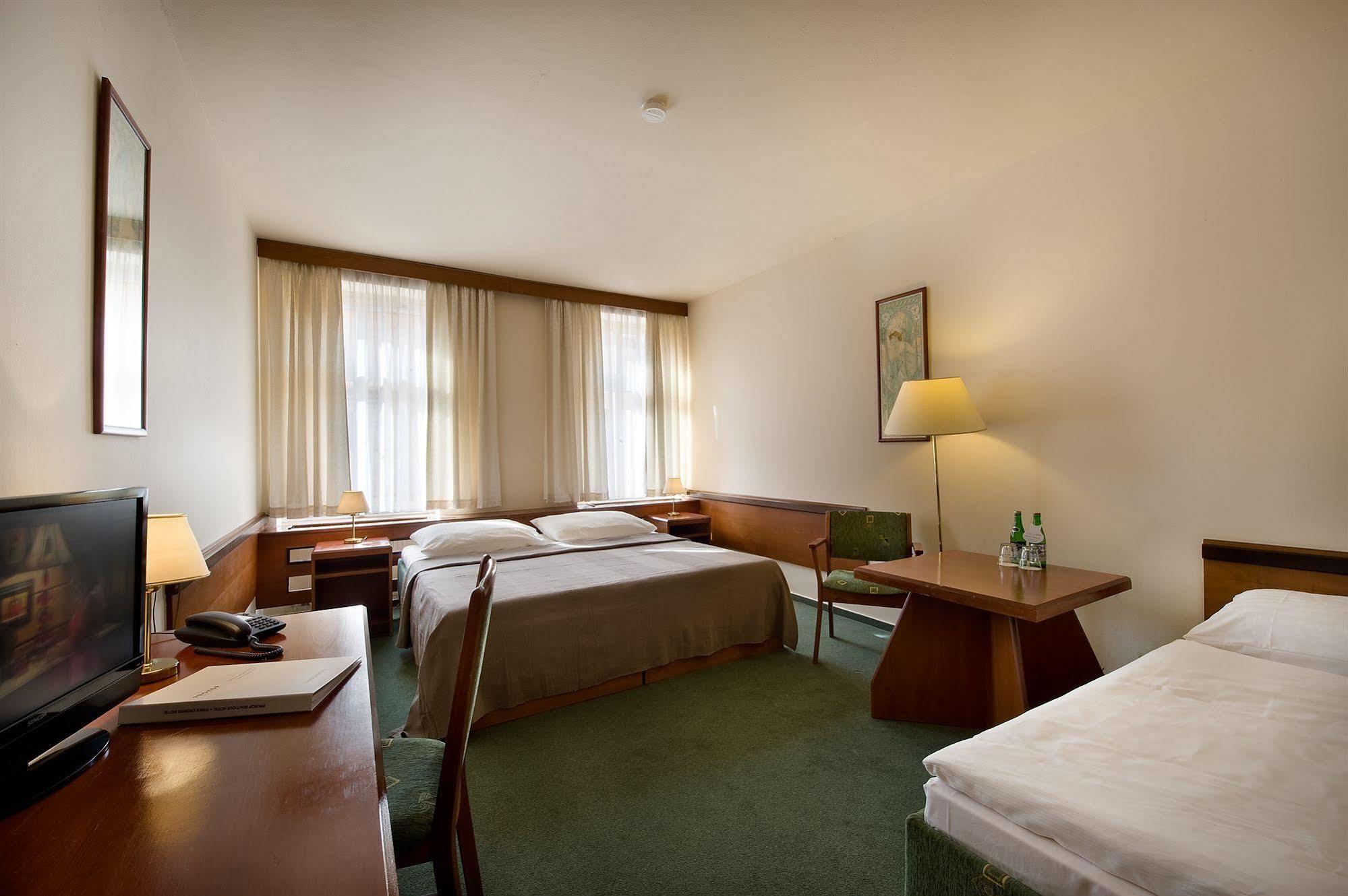 Three Crowns Hotel Praga Zewnętrze zdjęcie
